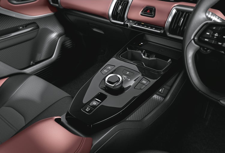 Interior 3